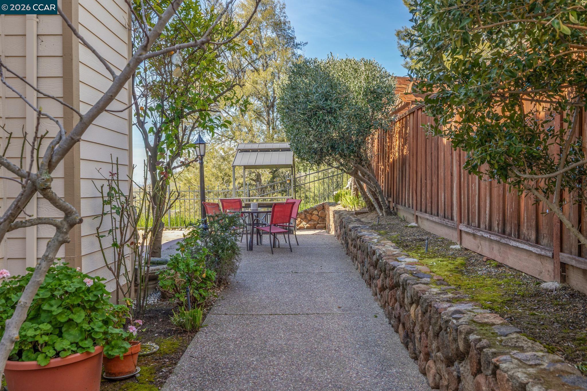 Detail Gallery Image 40 of 57 For 105 Crow Pl, Clayton,  CA 94517 - 4 Beds | 3 Baths