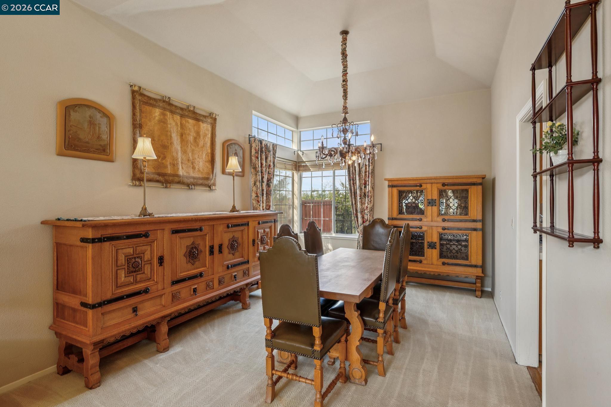 Detail Gallery Image 9 of 57 For 105 Crow Pl, Clayton,  CA 94517 - 4 Beds | 3 Baths