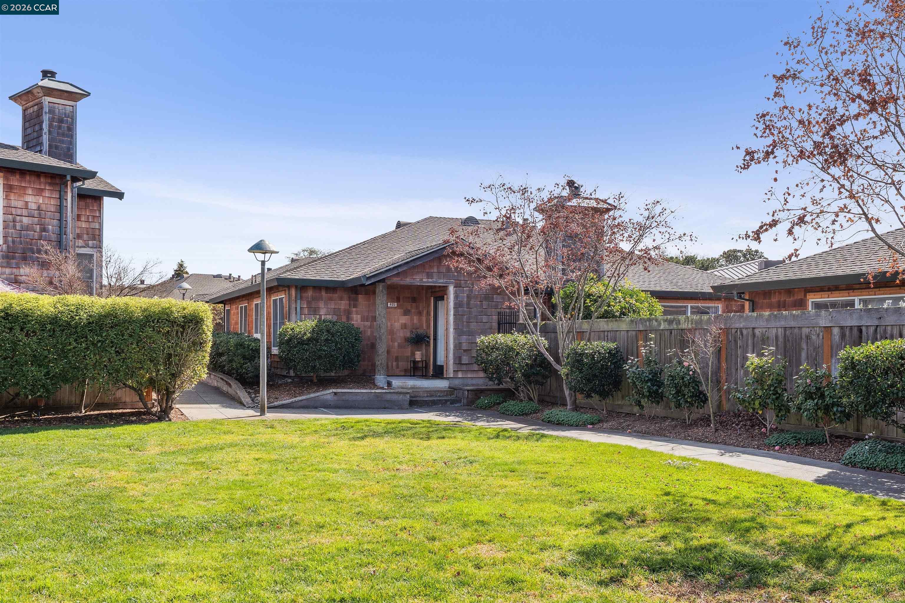 405 Centre Court, Alameda, CA, 94502