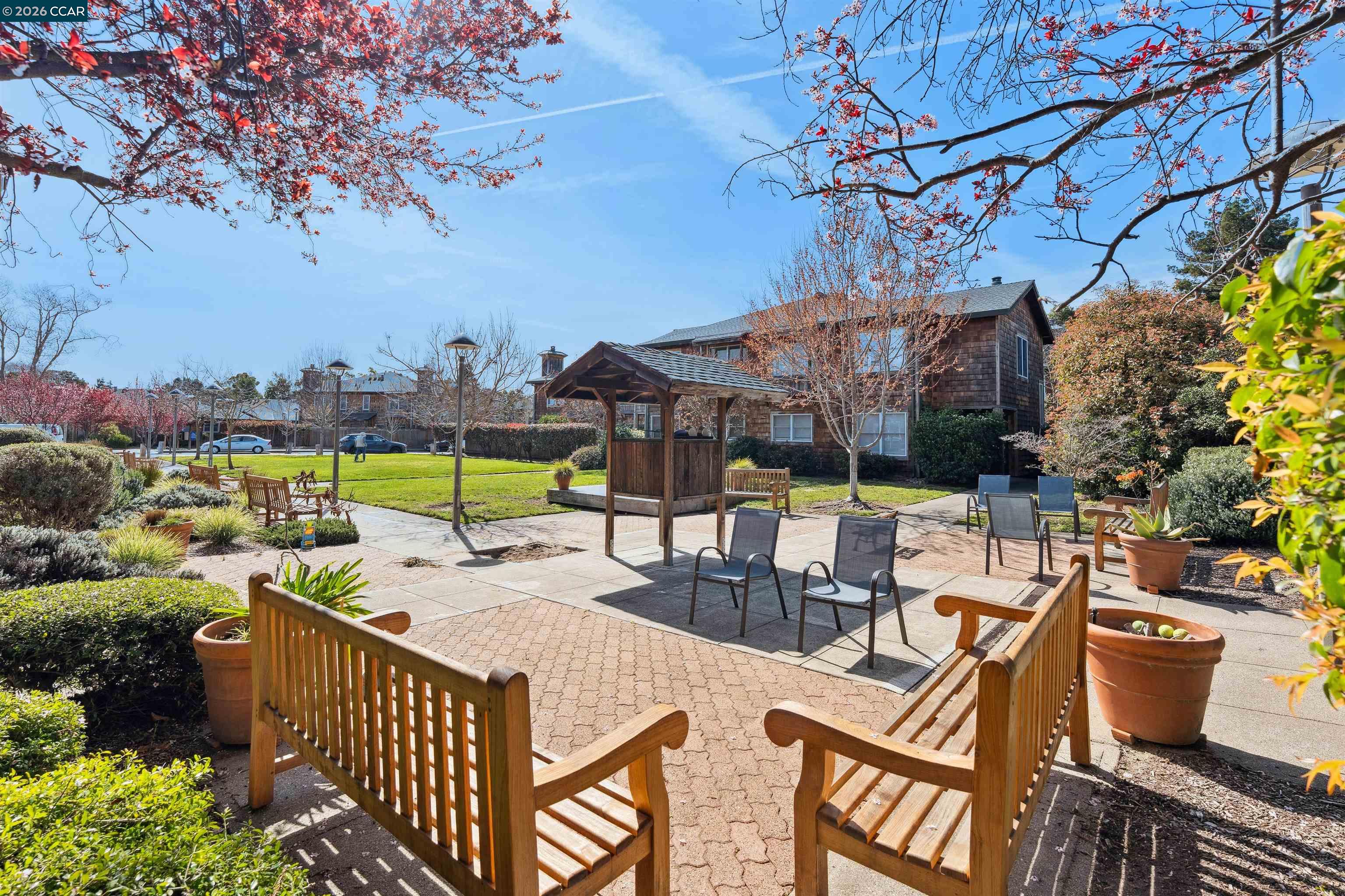 Photo #38: 41125223 Listing: Photo #38