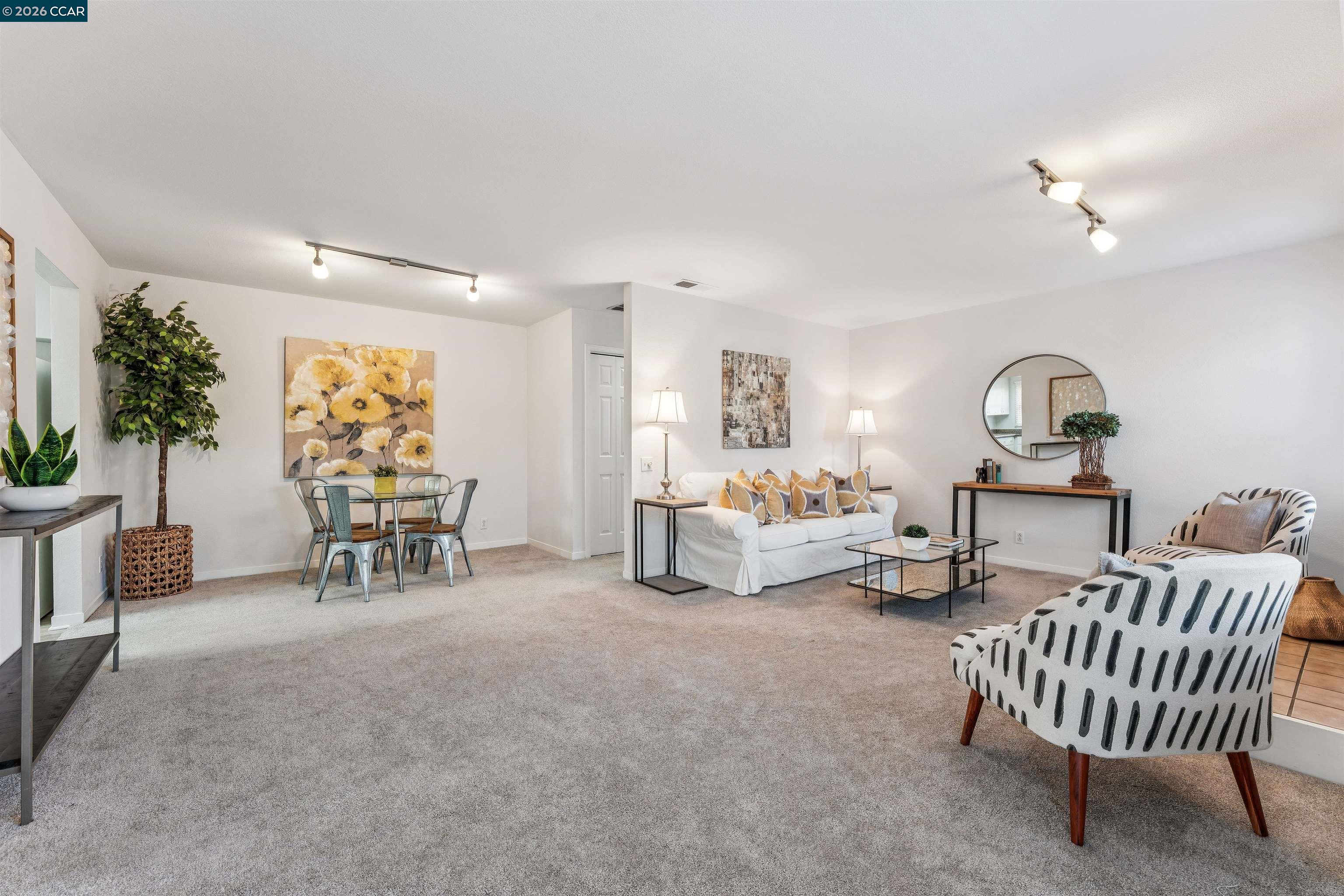 Photo #7: 41125223 Listing: Photo #7