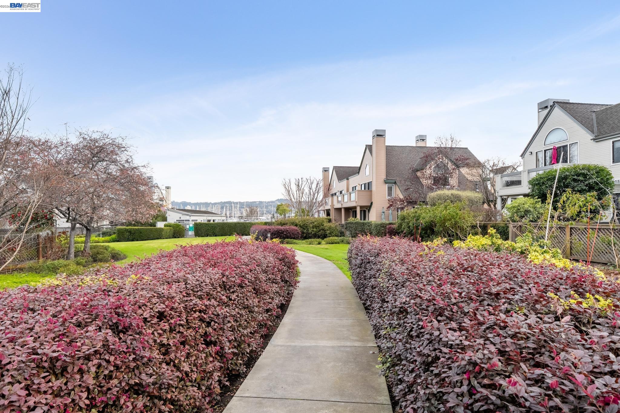 Photo #41: 41125229 Listing: Photo #41