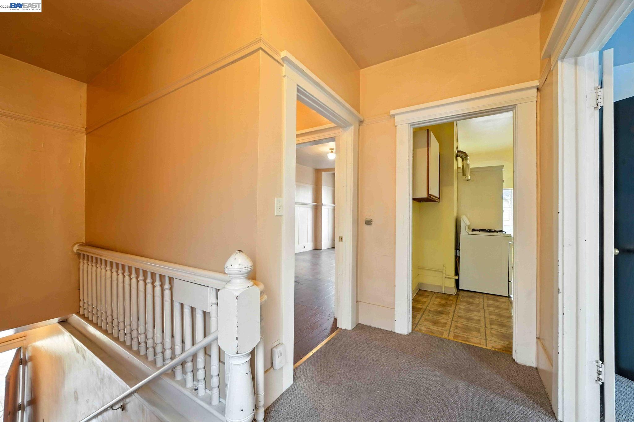 Detail Gallery Image 29 of 36 For 556-558 Alcatraz Ave, Oakland,  CA 94609 - – Beds | – Baths