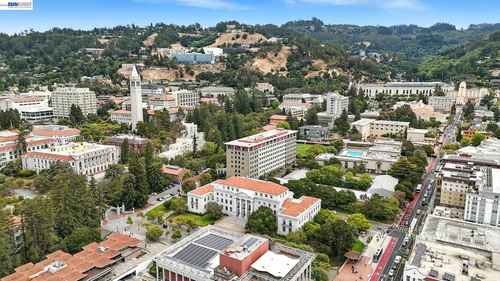 Detail Gallery Image 35 of 36 For 556-558 Alcatraz Ave, Oakland,  CA 94609 - – Beds | – Baths