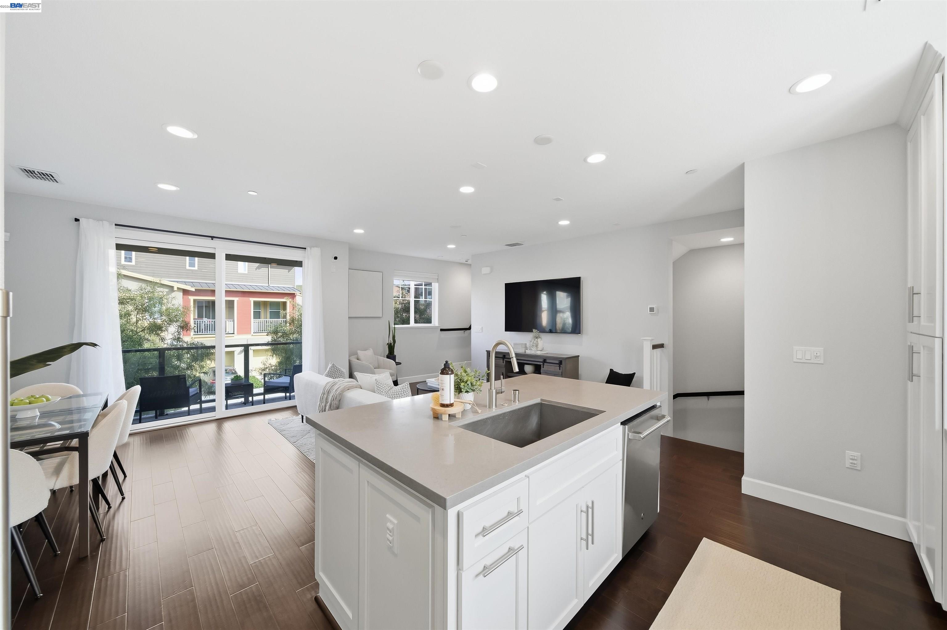 Photo #11: 41125234 Listing: Photo #11