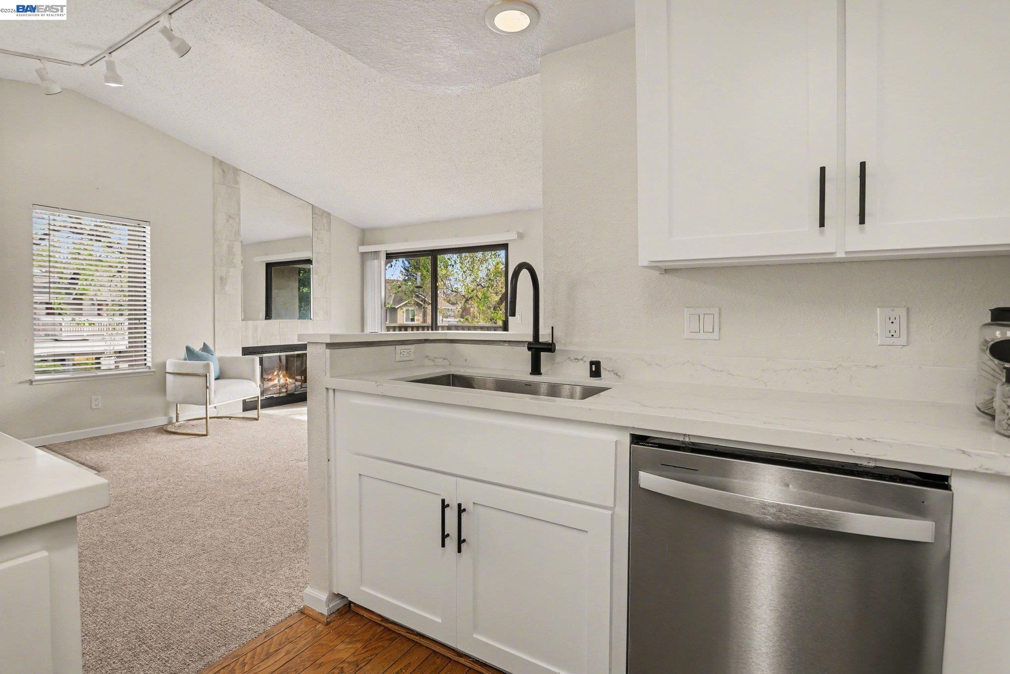 Photo #9: 41125235 Listing: Photo #9