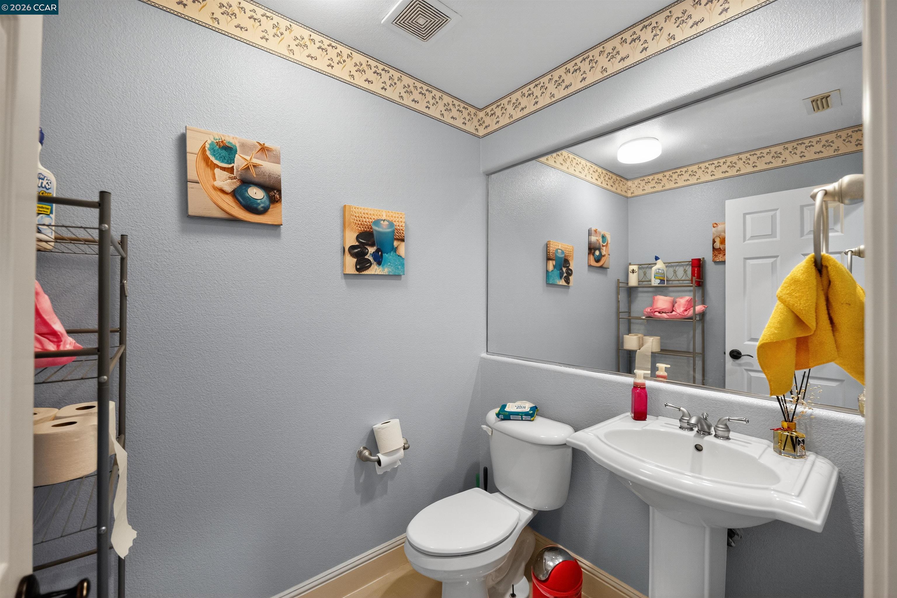Detail Gallery Image 27 of 35 For 4100 Diorite Ct, Antioch,  CA 94531 - 4 Beds | 2/1 Baths