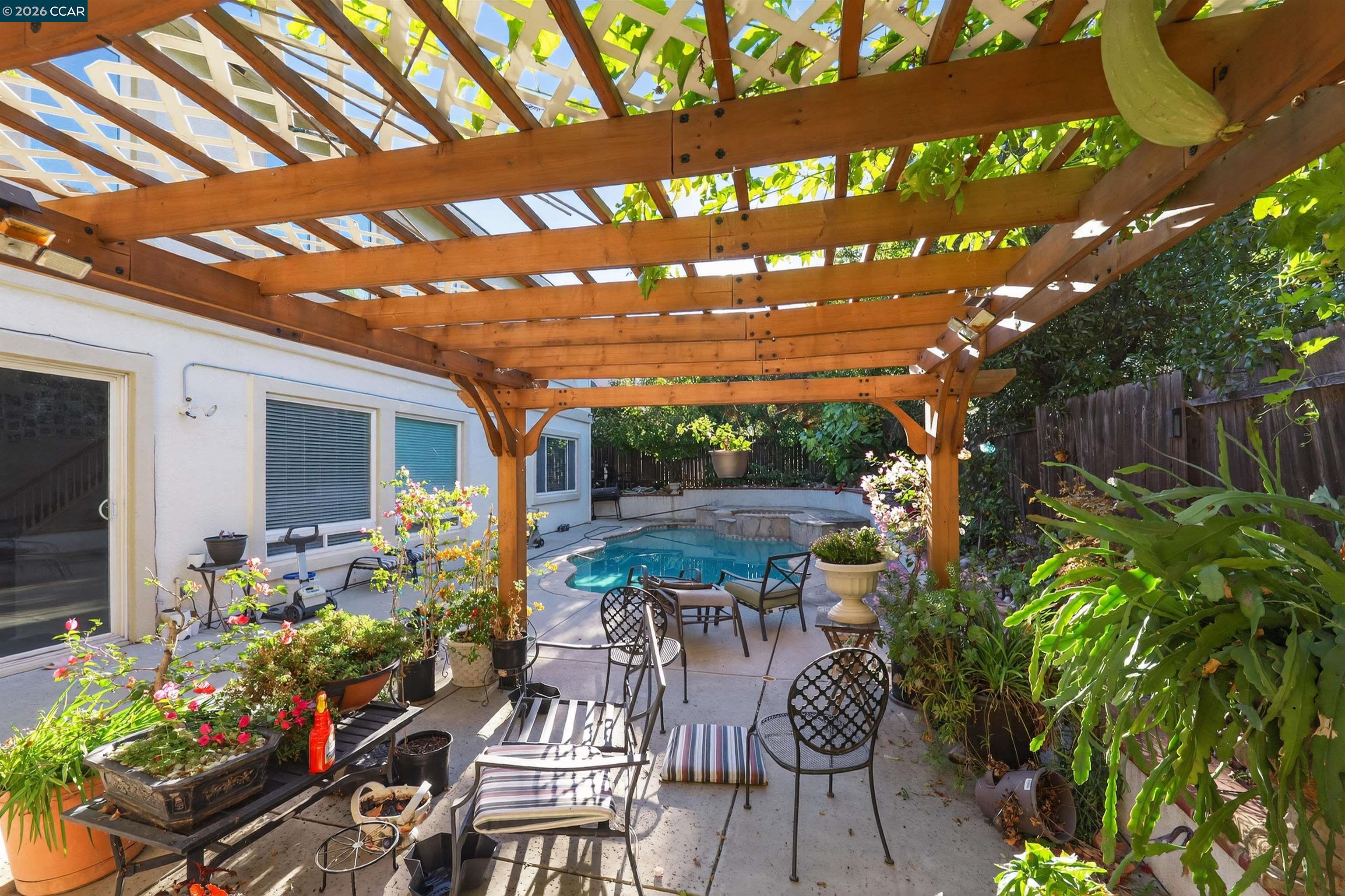 Detail Gallery Image 30 of 35 For 4100 Diorite Ct, Antioch,  CA 94531 - 4 Beds | 2/1 Baths