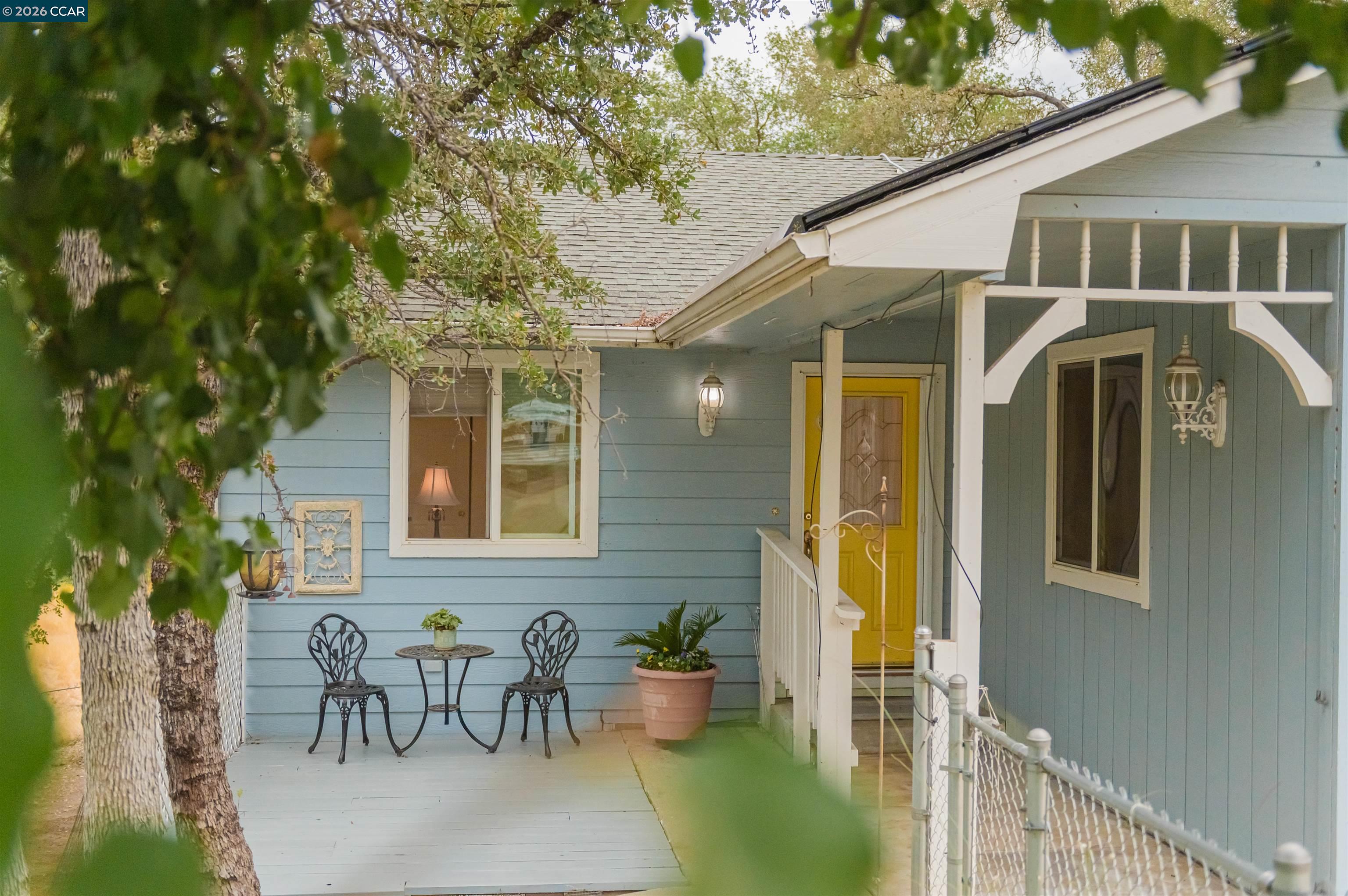 Detail Gallery Image 2 of 48 For 5138 Terrace View Ln, Mariposa,  CA 95338 - 3 Beds | 2 Baths