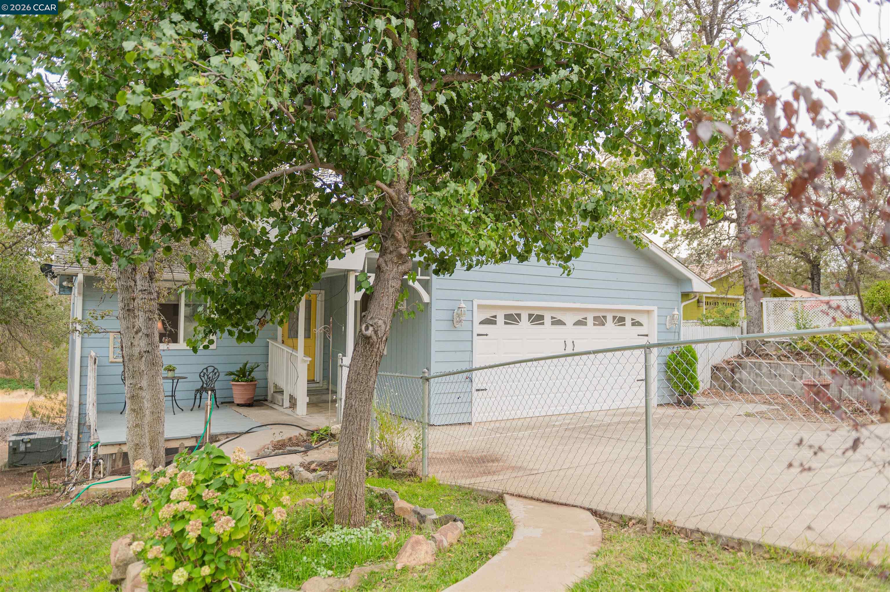 Detail Gallery Image 3 of 48 For 5138 Terrace View Ln, Mariposa,  CA 95338 - 3 Beds | 2 Baths