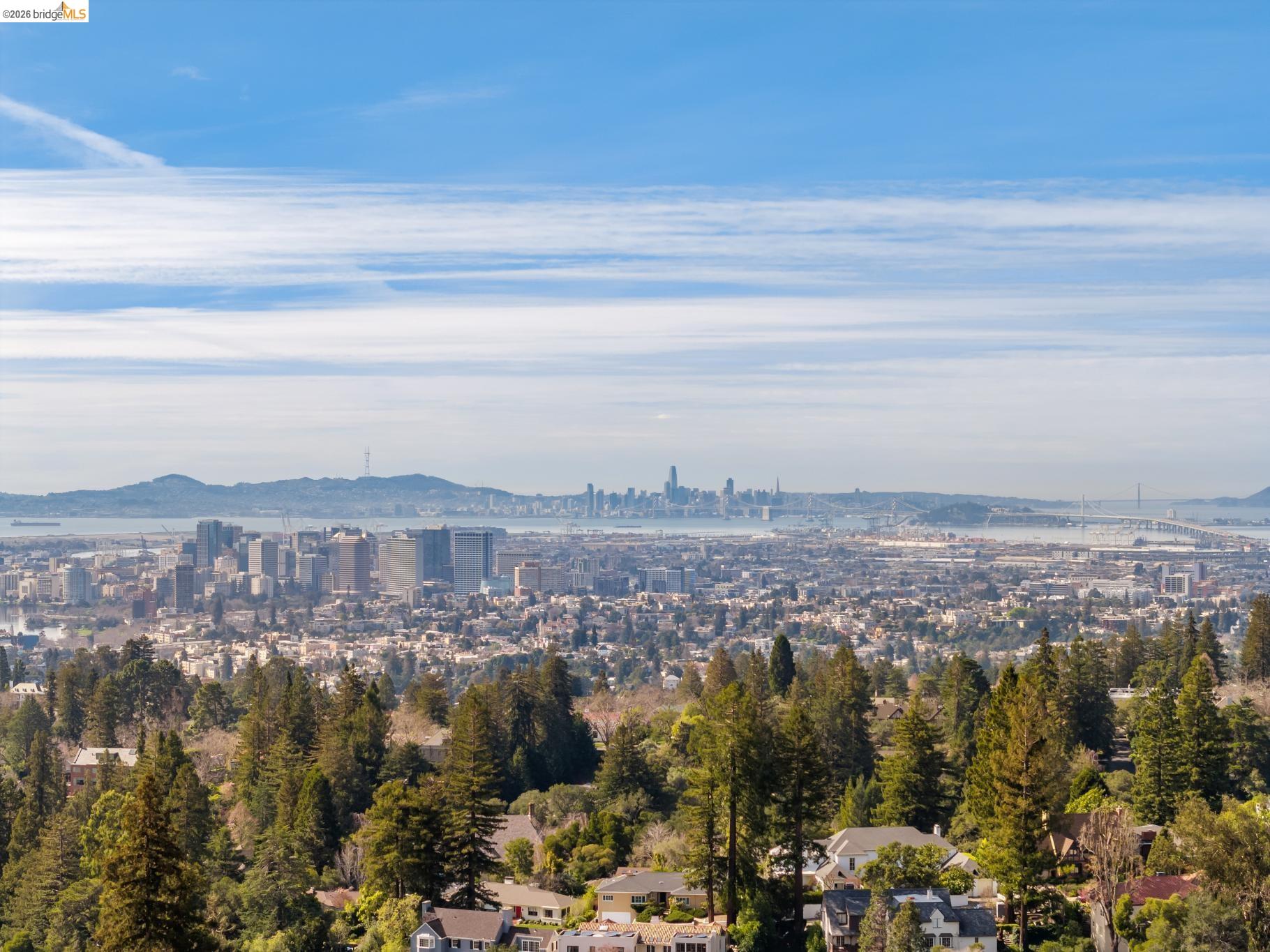 Detail Gallery Image 22 of 60 For 33 Somerset Rd, Oakland,  CA 94611 - 5 Beds | 5/1 Baths