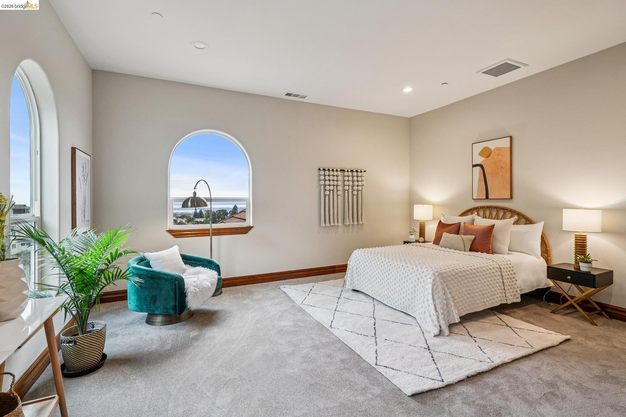 Detail Gallery Image 47 of 60 For 33 Somerset Rd, Oakland,  CA 94611 - 5 Beds | 5/1 Baths