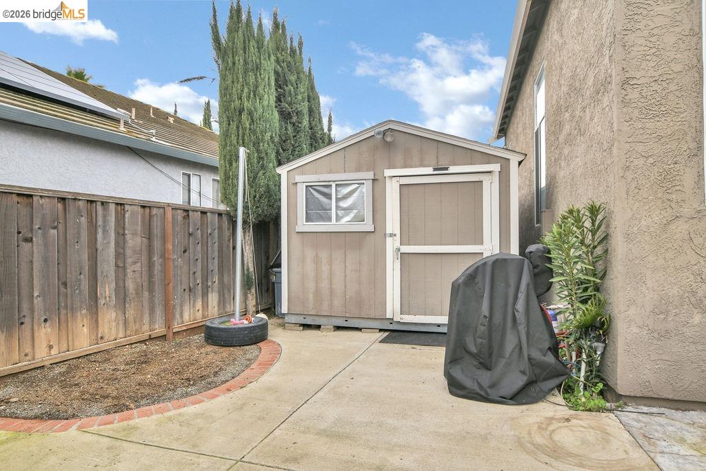 Detail Gallery Image 39 of 45 For 4010 Goleta Pl, Discovery Bay,  CA 94505 - 5 Beds | 2/1 Baths