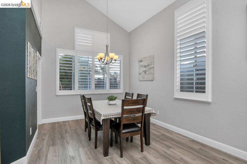 Detail Gallery Image 8 of 45 For 4010 Goleta Pl, Discovery Bay,  CA 94505 - 5 Beds | 2/1 Baths