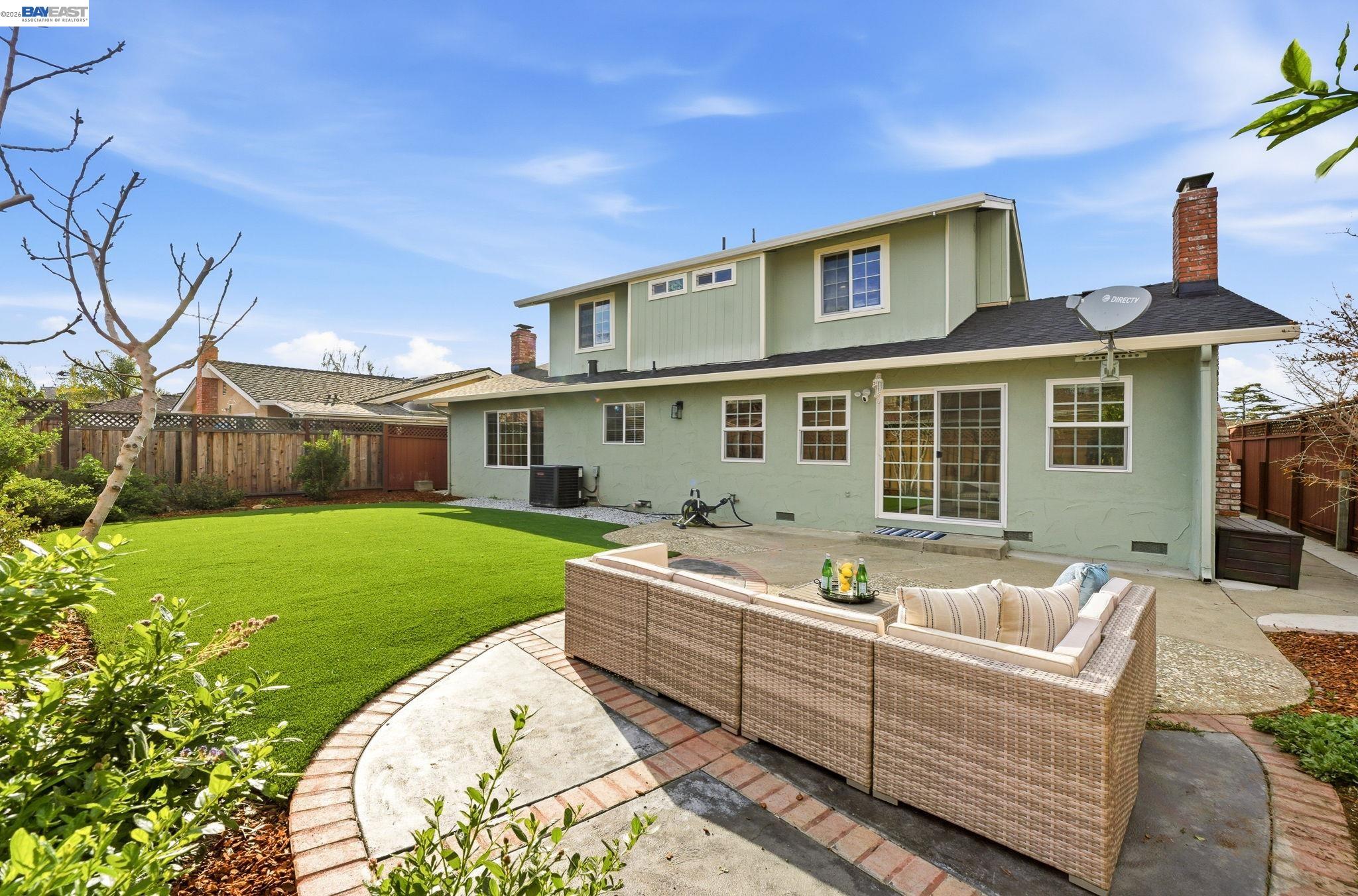 Detail Gallery Image 15 of 41 For 5228 Falmouth Pl, Newark,  CA 94560 - 4 Beds | 3 Baths