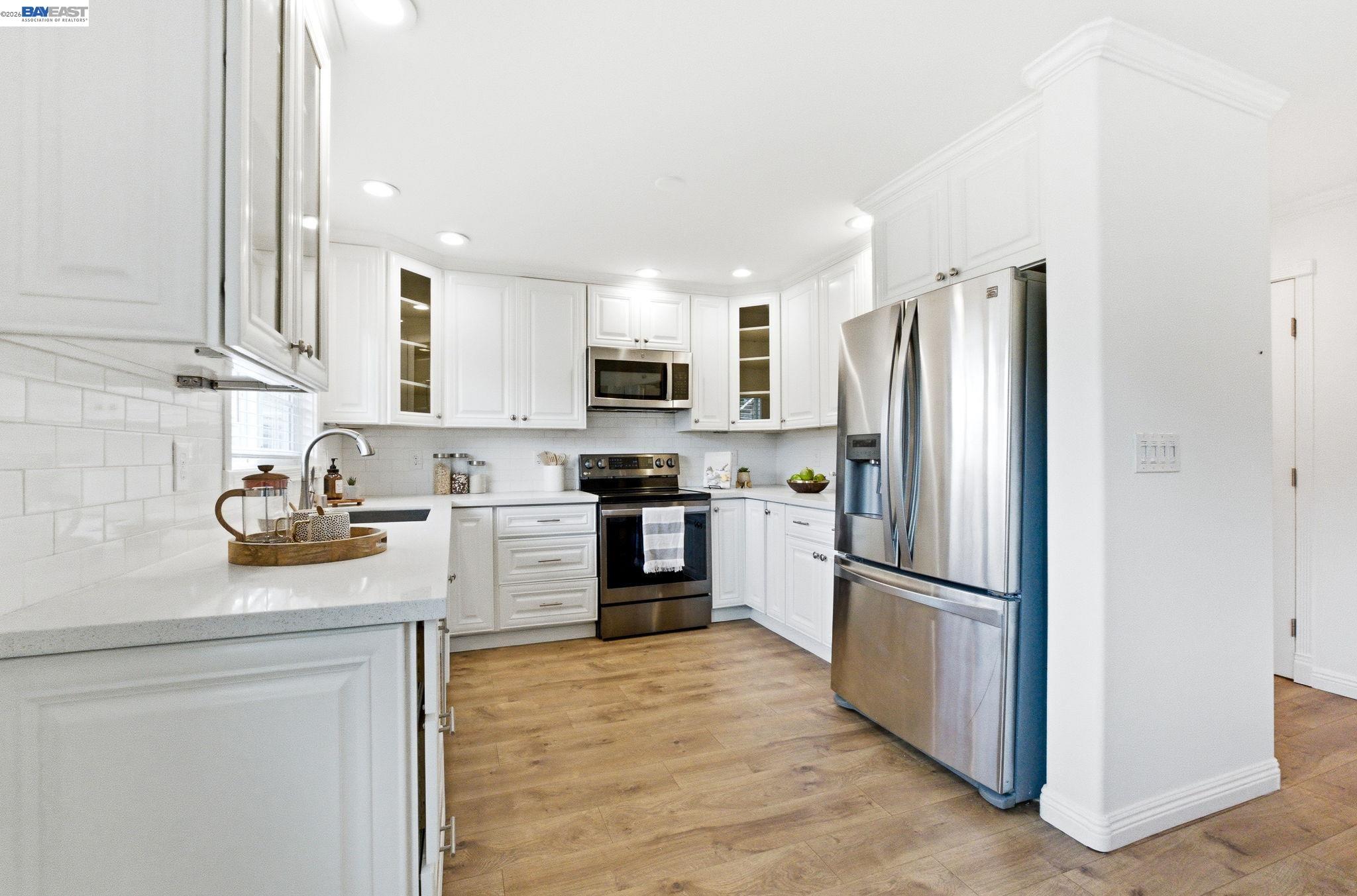 Detail Gallery Image 3 of 41 For 5228 Falmouth Pl, Newark,  CA 94560 - 4 Beds | 3 Baths