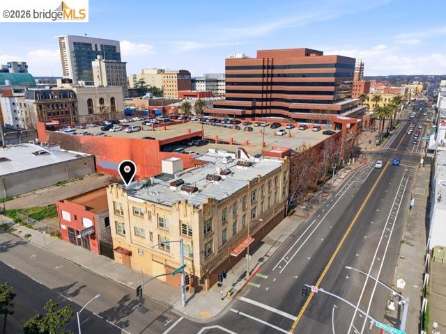 Detail Gallery Image 2 of 11 For 143 S California St, Stockton,  CA 95202-3005 - – Beds | – Baths