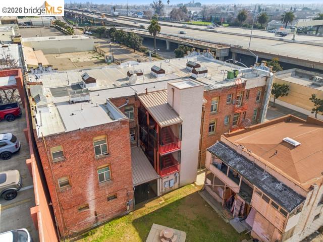 Detail Gallery Image 3 of 11 For 143 S California St, Stockton,  CA 95202-3005 - – Beds | – Baths