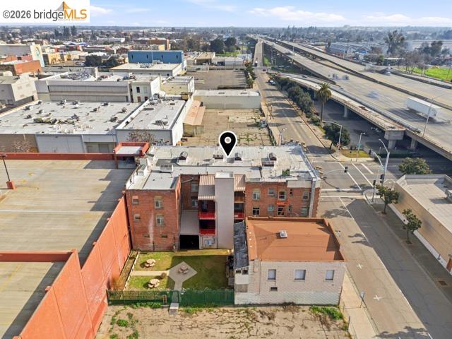 Detail Gallery Image 6 of 11 For 143 S California St, Stockton,  CA 95202-3005 - – Beds | – Baths