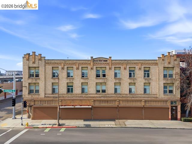 Detail Gallery Image 10 of 11 For 143 S California St, Stockton,  CA 95202-3005 - – Beds | – Baths