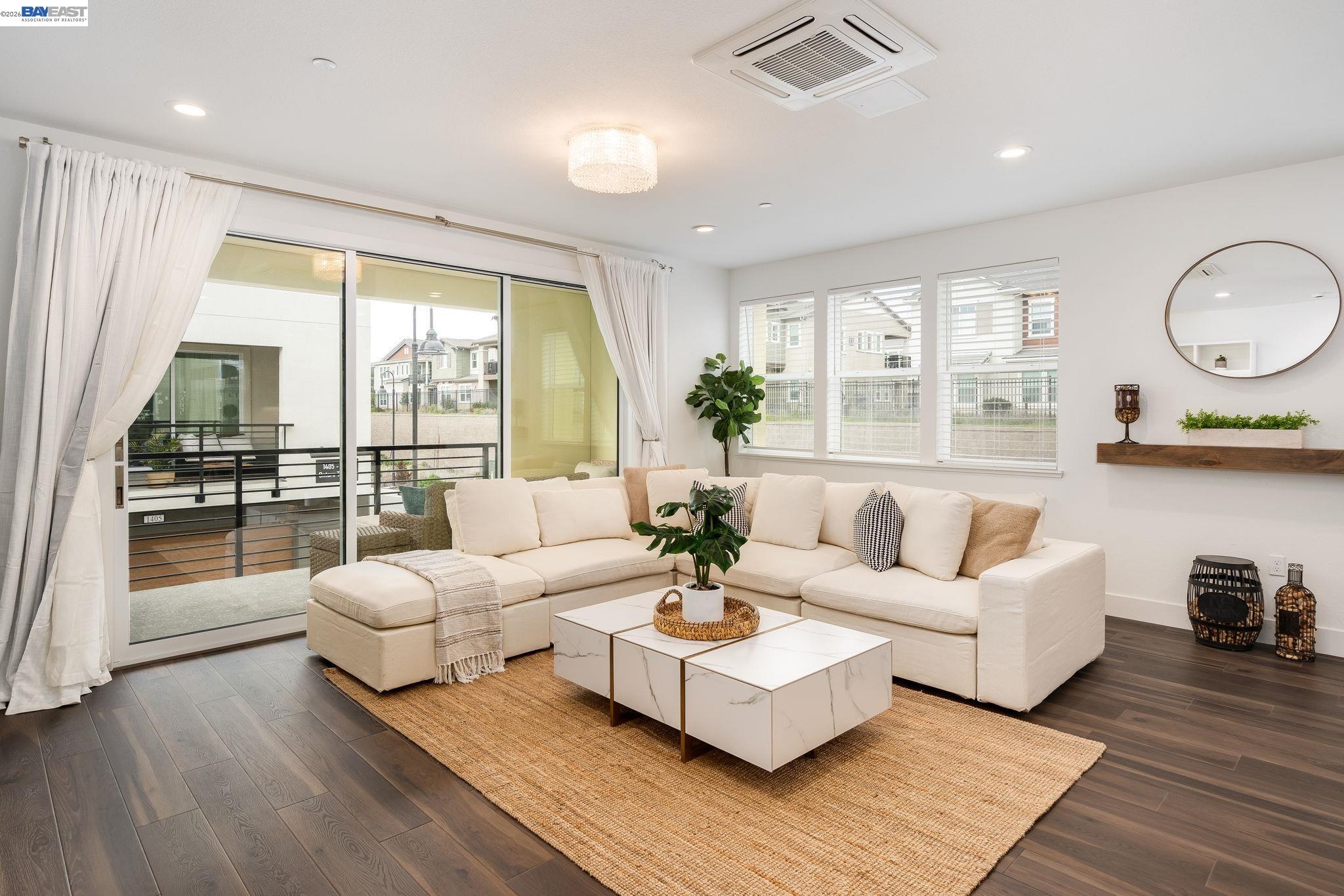 Photo #2: 41125250 Listing: Photo #2