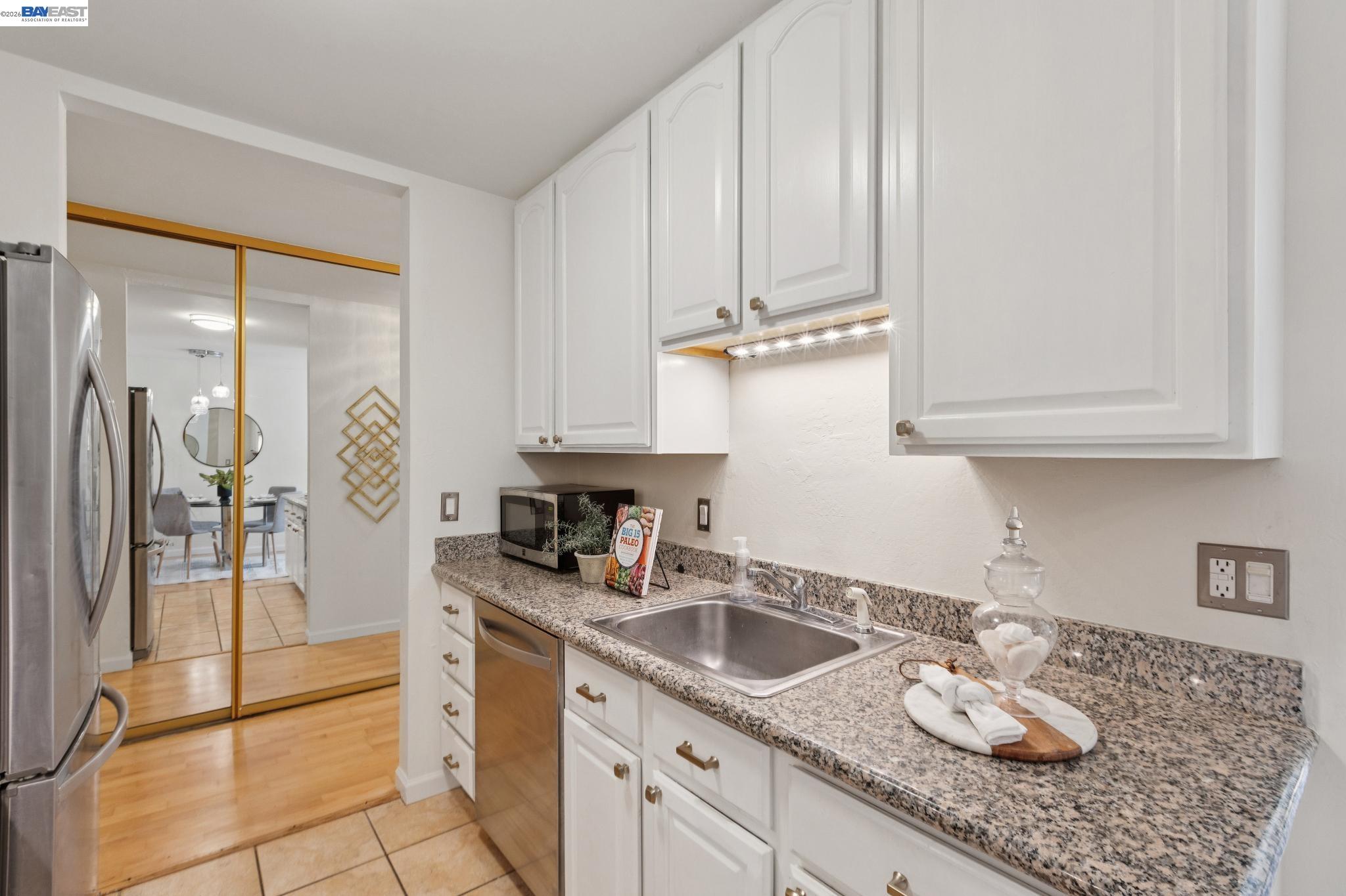 Photo #8: 41125251 Listing: Photo #8