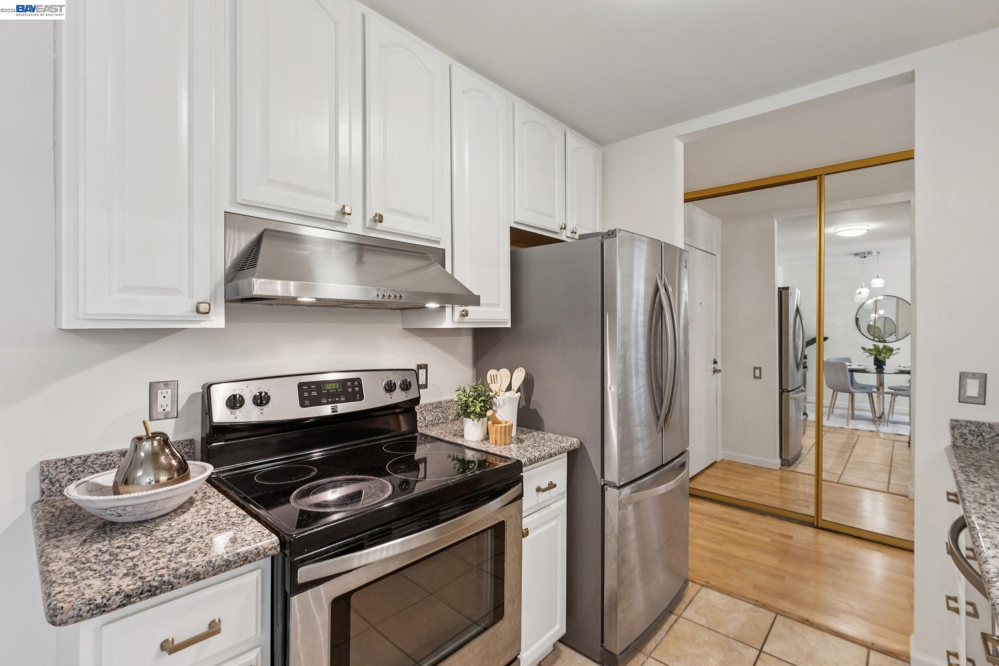 Photo #9: 41125251 Listing: Photo #9