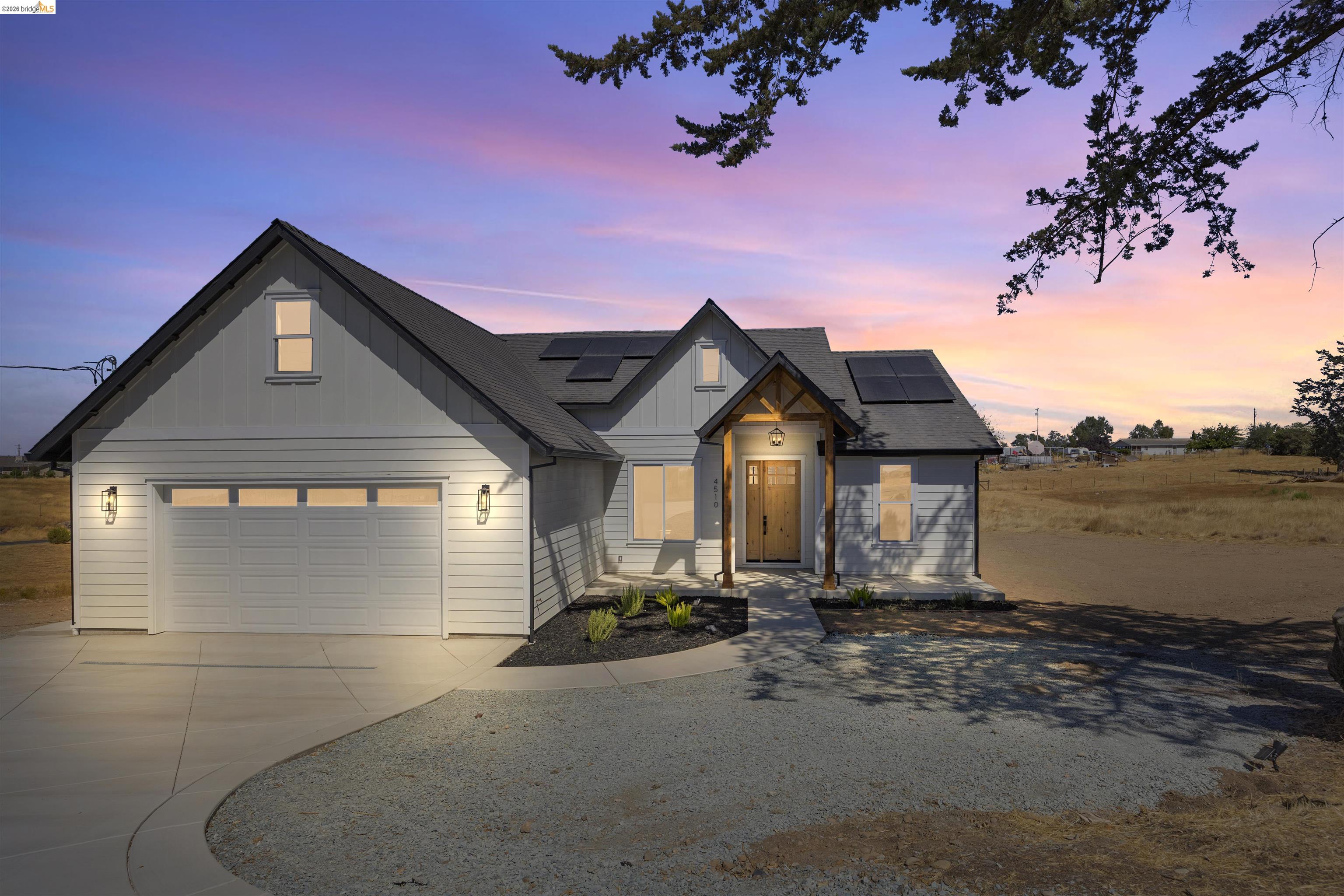 Front Image Thumbnail for EB41125253