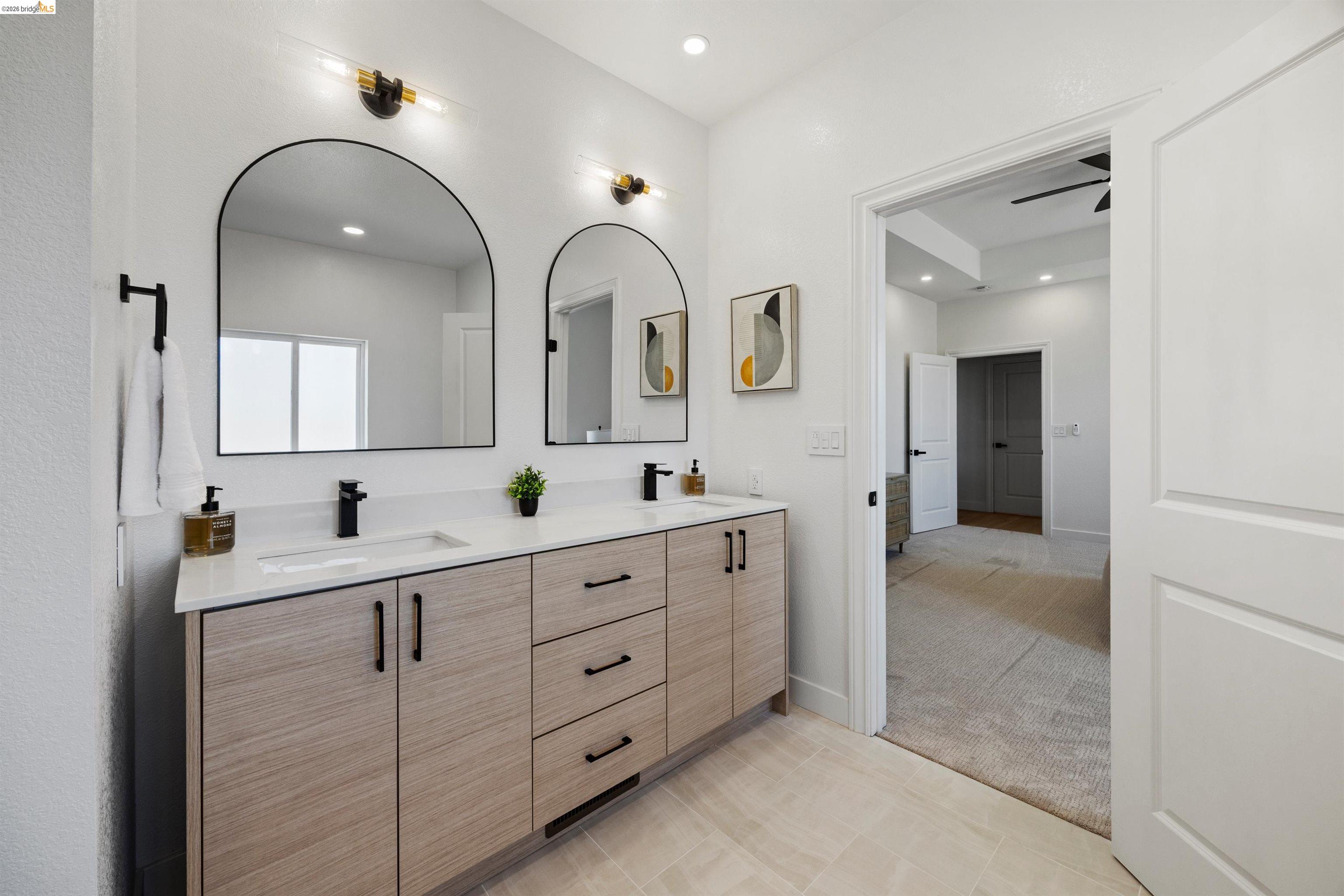 Detail Gallery Image 24 of 38 For 4510 Coyote Dr., Ione,  CA 95640 - 3 Beds | 2/1 Baths