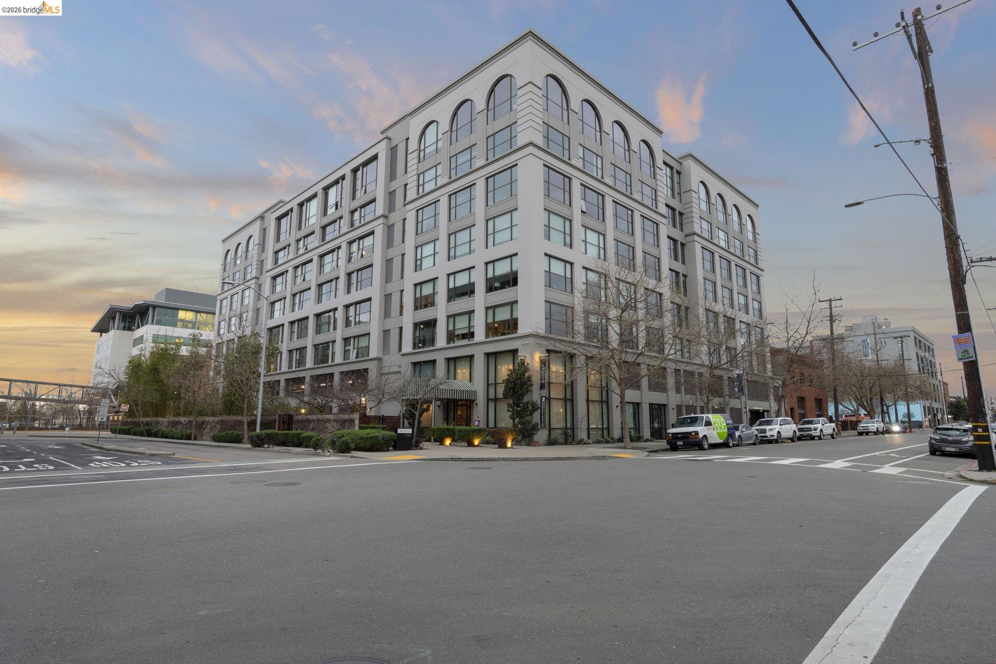 Photo #3: 41125254 Listing: Photo #3