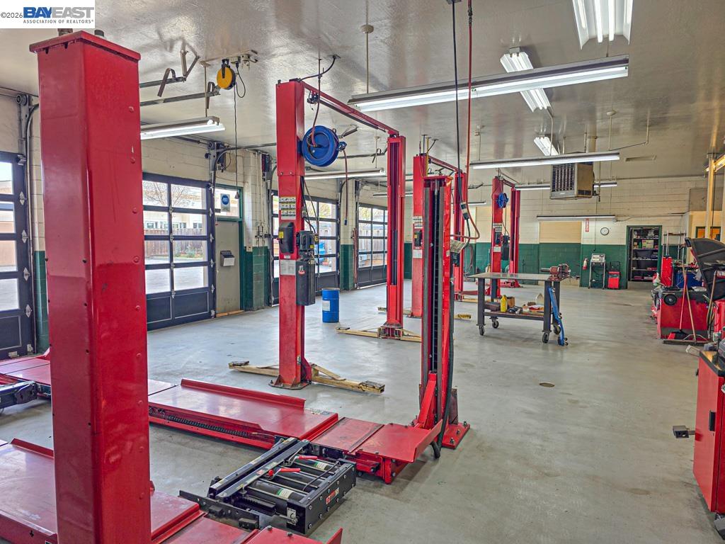 Detail Gallery Image 26 of 44 For 1931 1st St, Livermore,  CA 94550 - – Beds | – Baths