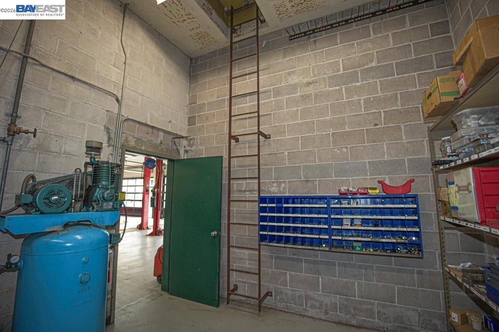 Detail Gallery Image 33 of 44 For 1931 1st St, Livermore,  CA 94550 - – Beds | – Baths