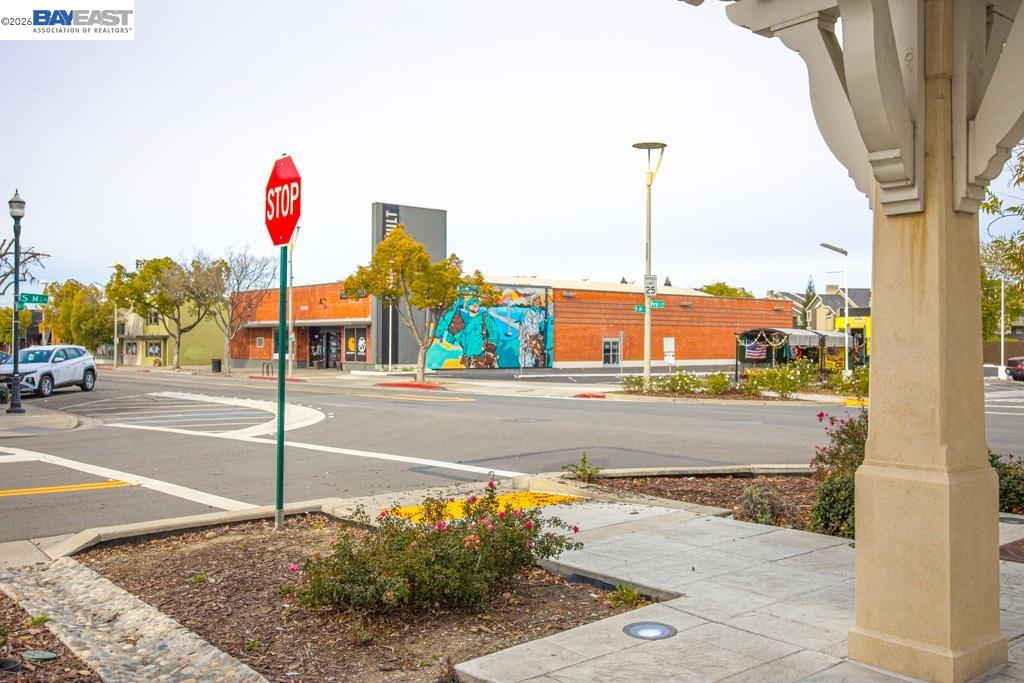 Detail Gallery Image 44 of 44 For 1931 1st St, Livermore,  CA 94550 - – Beds | – Baths