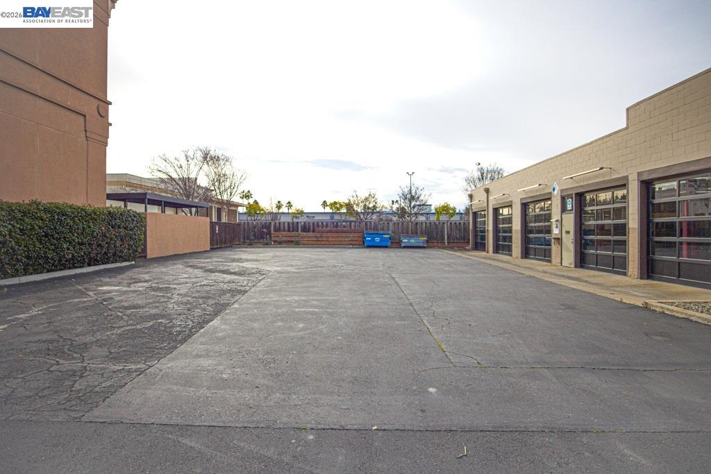 Detail Gallery Image 6 of 44 For 1931 1st St, Livermore,  CA 94550 - – Beds | – Baths