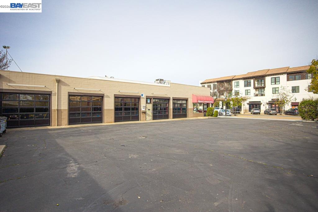 Detail Gallery Image 8 of 44 For 1931 1st St, Livermore,  CA 94550 - – Beds | – Baths