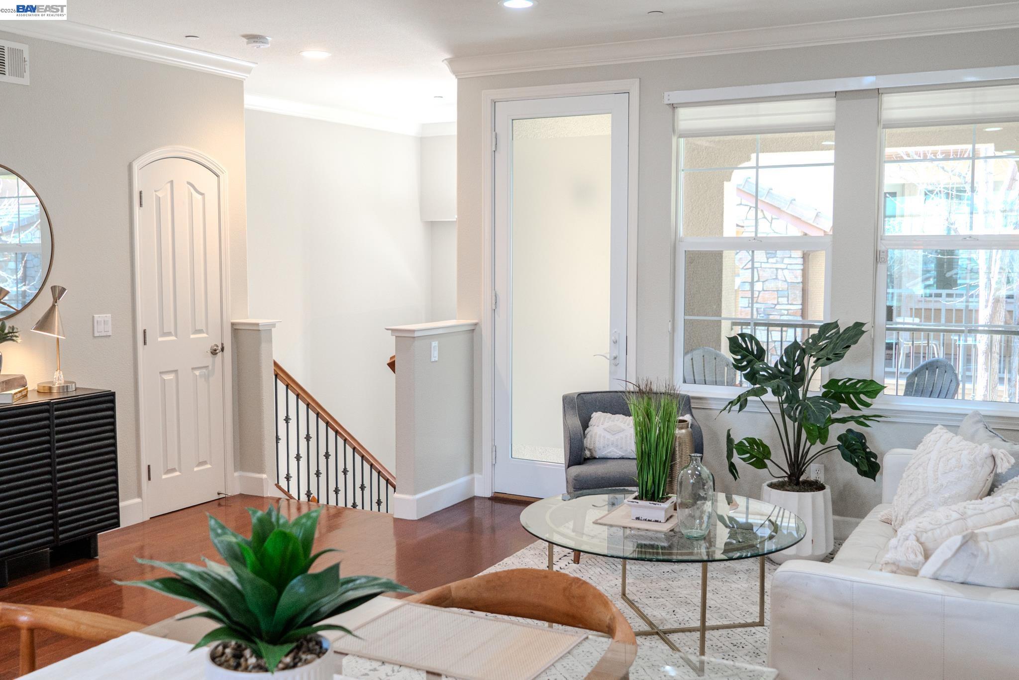 Detail Gallery Image 2 of 19 For 493 Tristania Terrace, Sunnyvale,  CA 94086 - 2 Beds | 2 Baths