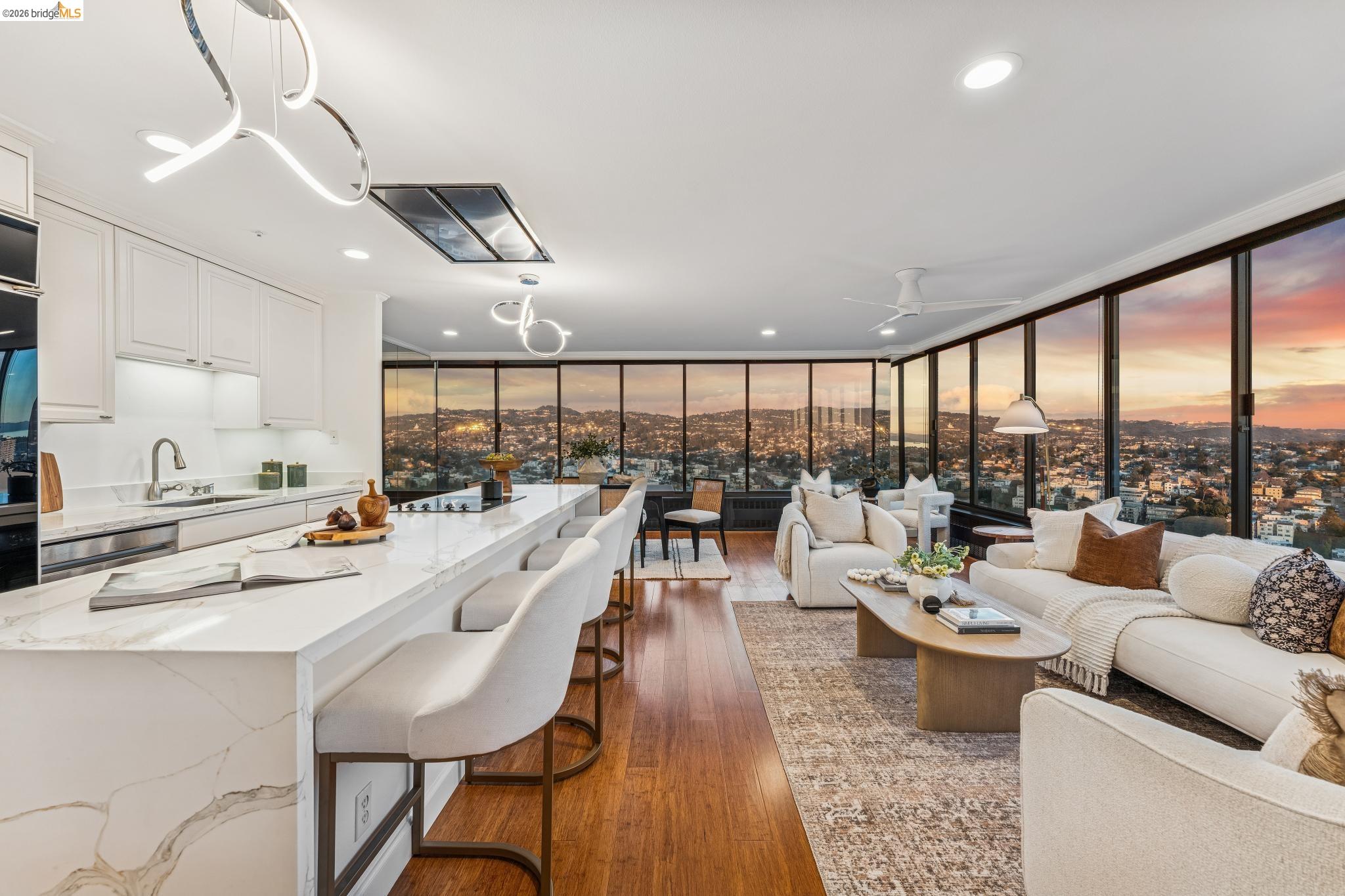 Photo #2: 41125258 Listing: Photo #2