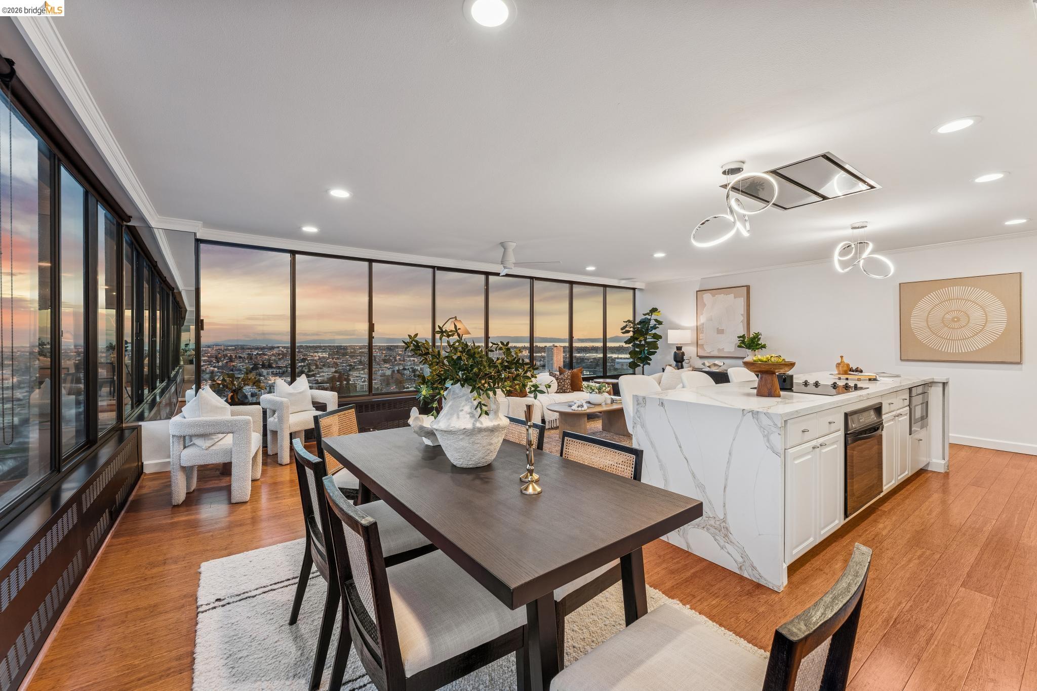 Photo #6: 41125258 Listing: Photo #6