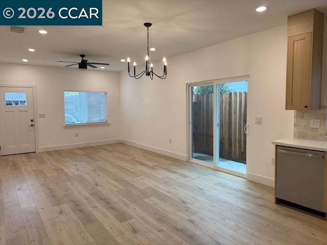 Detail Gallery Image 8 of 19 For 309 Lampasas Ave, Sacramento,  CA 95815 - 3 Beds | 2 Baths