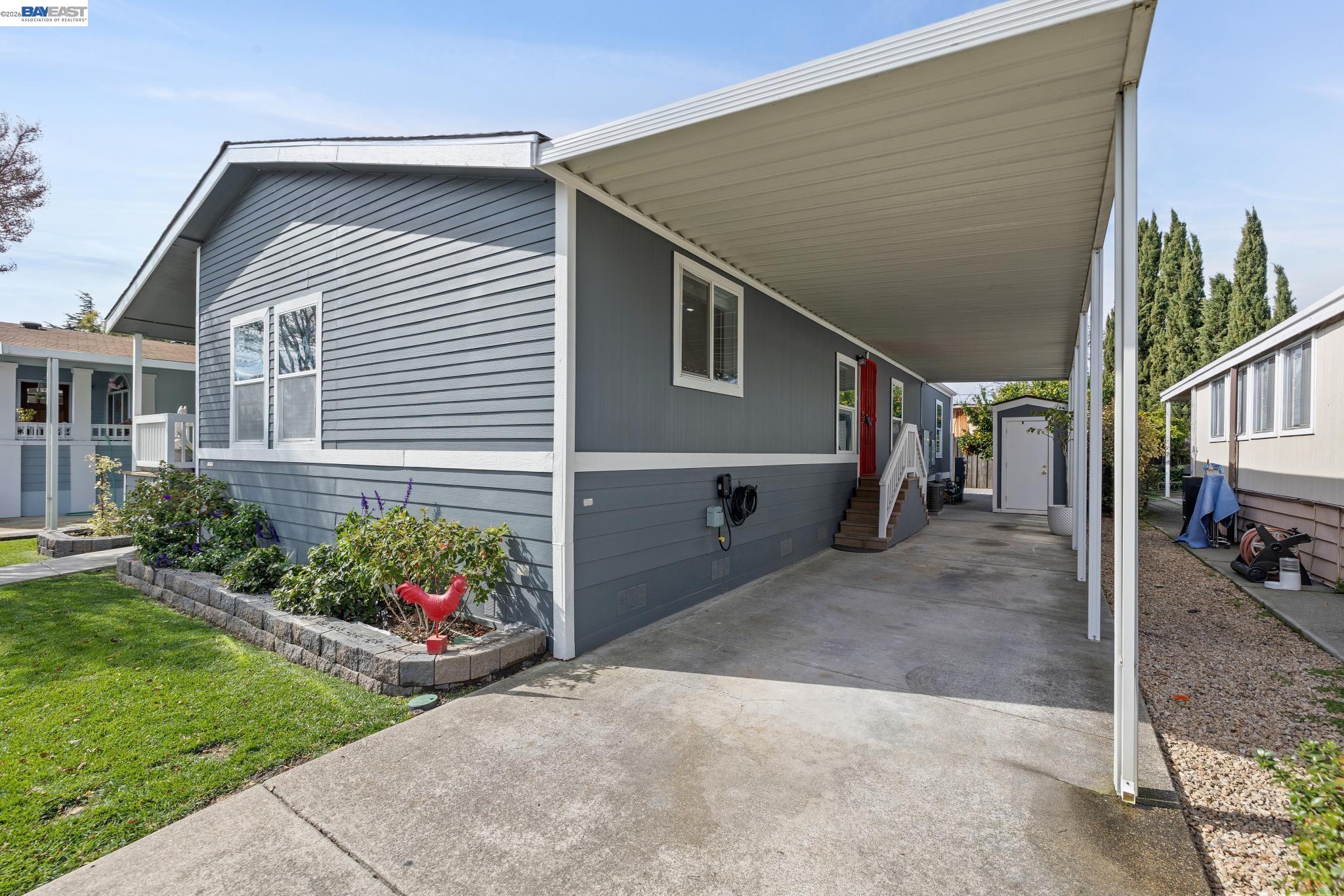 Front Image Thumbnail for BE41125267