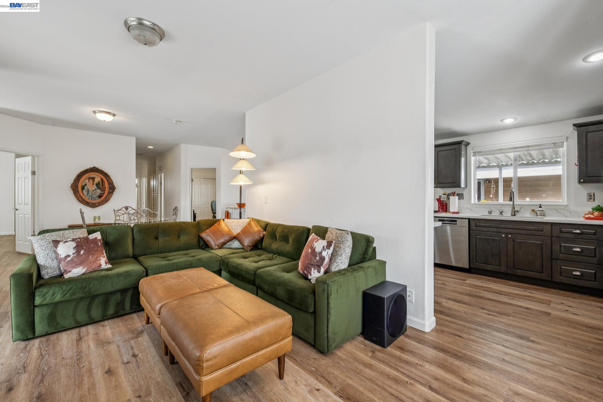 Detail Gallery Image 15 of 43 For 29341 Sandburg Way, Hayward,  CA 94544 - 3 Beds | 2 Baths