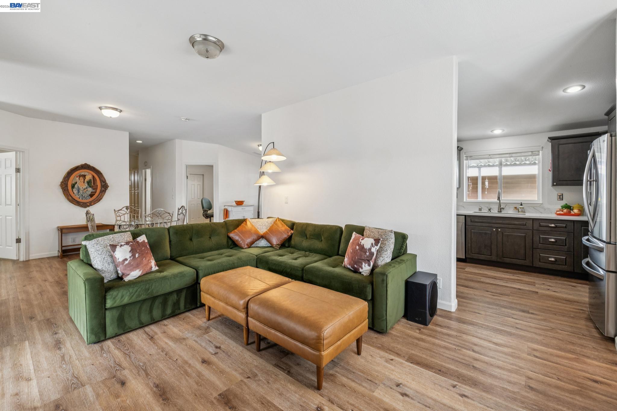 Detail Gallery Image 17 of 43 For 29341 Sandburg Way, Hayward,  CA 94544 - 3 Beds | 2 Baths