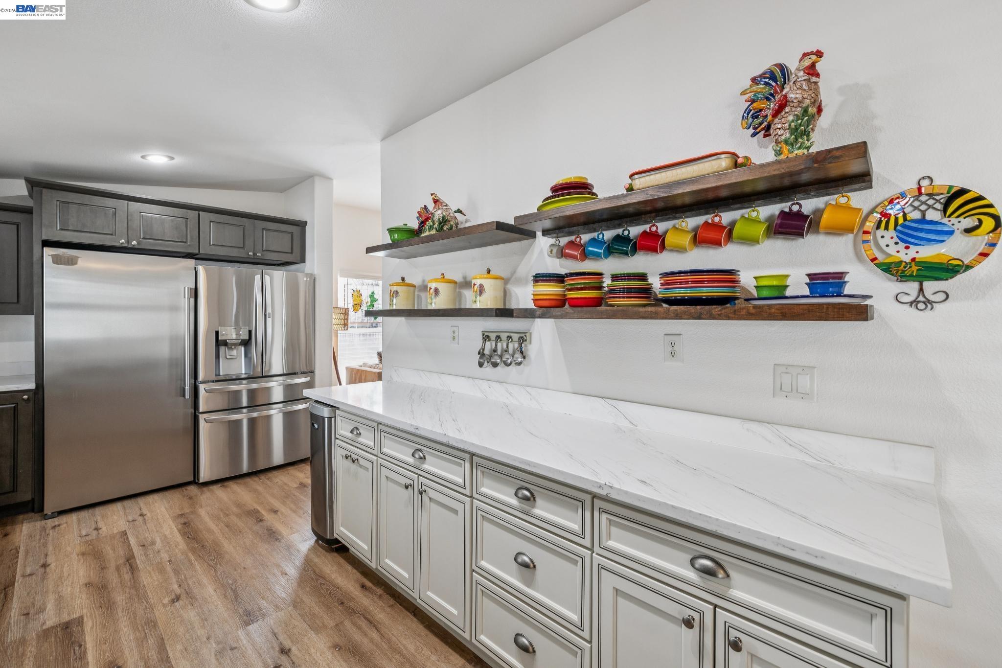 Detail Gallery Image 7 of 43 For 29341 Sandburg Way, Hayward,  CA 94544 - 3 Beds | 2 Baths