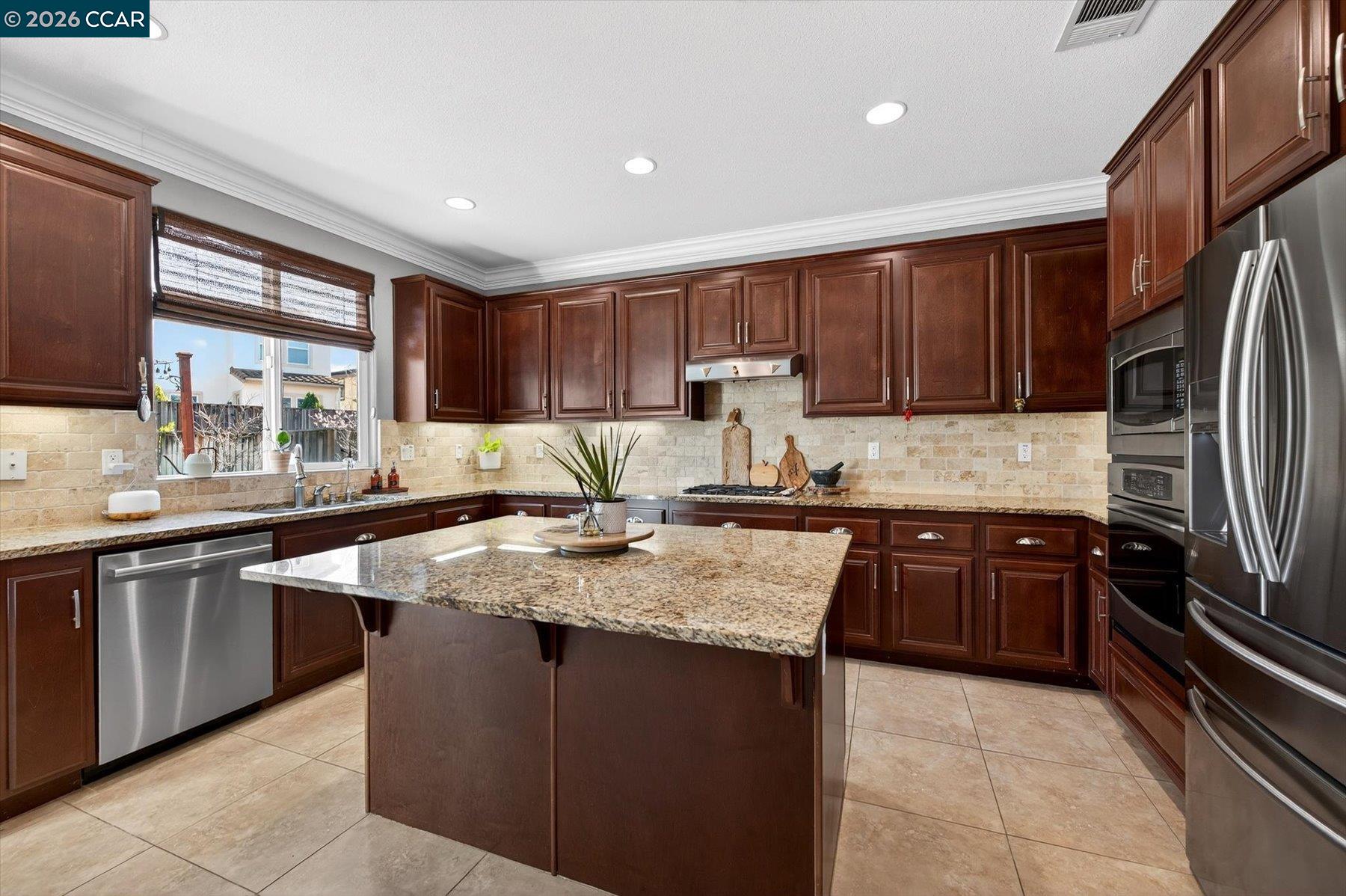 Detail Gallery Image 4 of 38 For 5271 Salerno Dr, Dublin,  CA 94568 - 4 Beds | 3 Baths