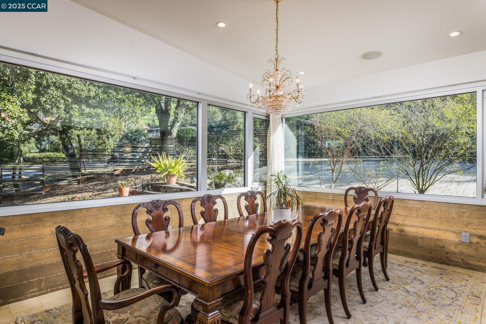 Detail Gallery Image 12 of 45 For 2 Crane Ct, Orinda,  CA 94563 - 4 Beds | 3 Baths