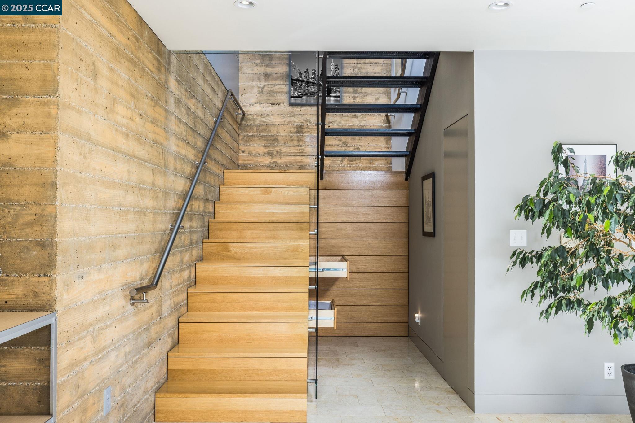 Detail Gallery Image 29 of 45 For 2 Crane Ct, Orinda,  CA 94563 - 4 Beds | 3 Baths