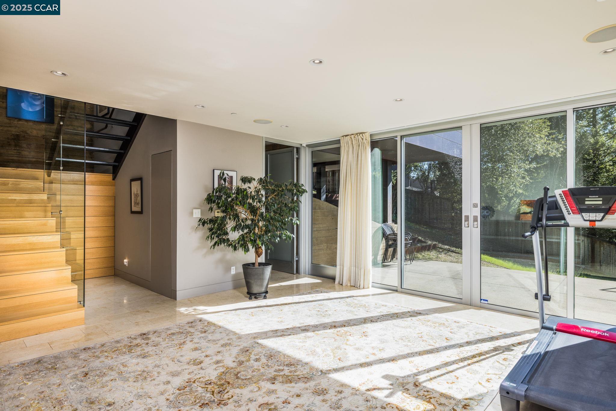 Detail Gallery Image 30 of 45 For 2 Crane Ct, Orinda,  CA 94563 - 4 Beds | 3 Baths