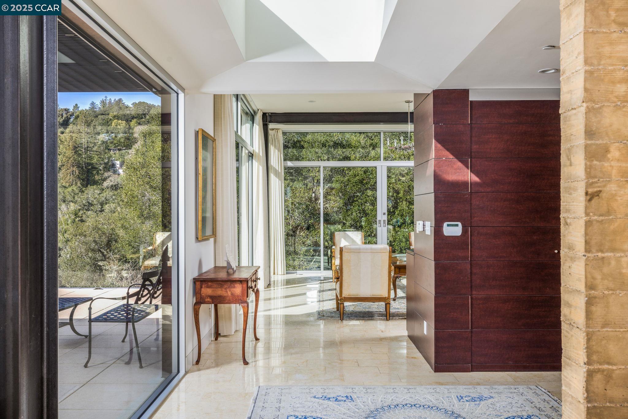 Detail Gallery Image 6 of 45 For 2 Crane Ct, Orinda,  CA 94563 - 4 Beds | 3 Baths