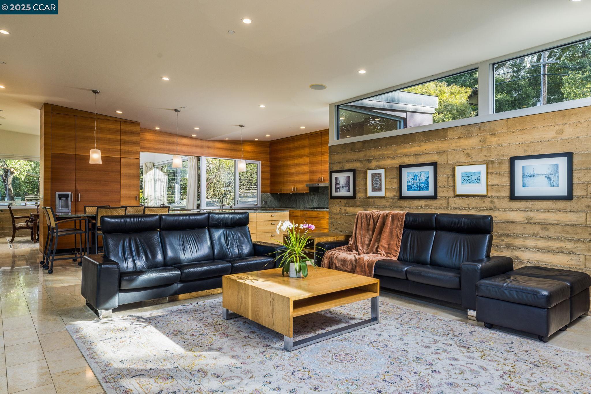 Detail Gallery Image 10 of 45 For 2 Crane Ct, Orinda,  CA 94563 - 4 Beds | 3 Baths