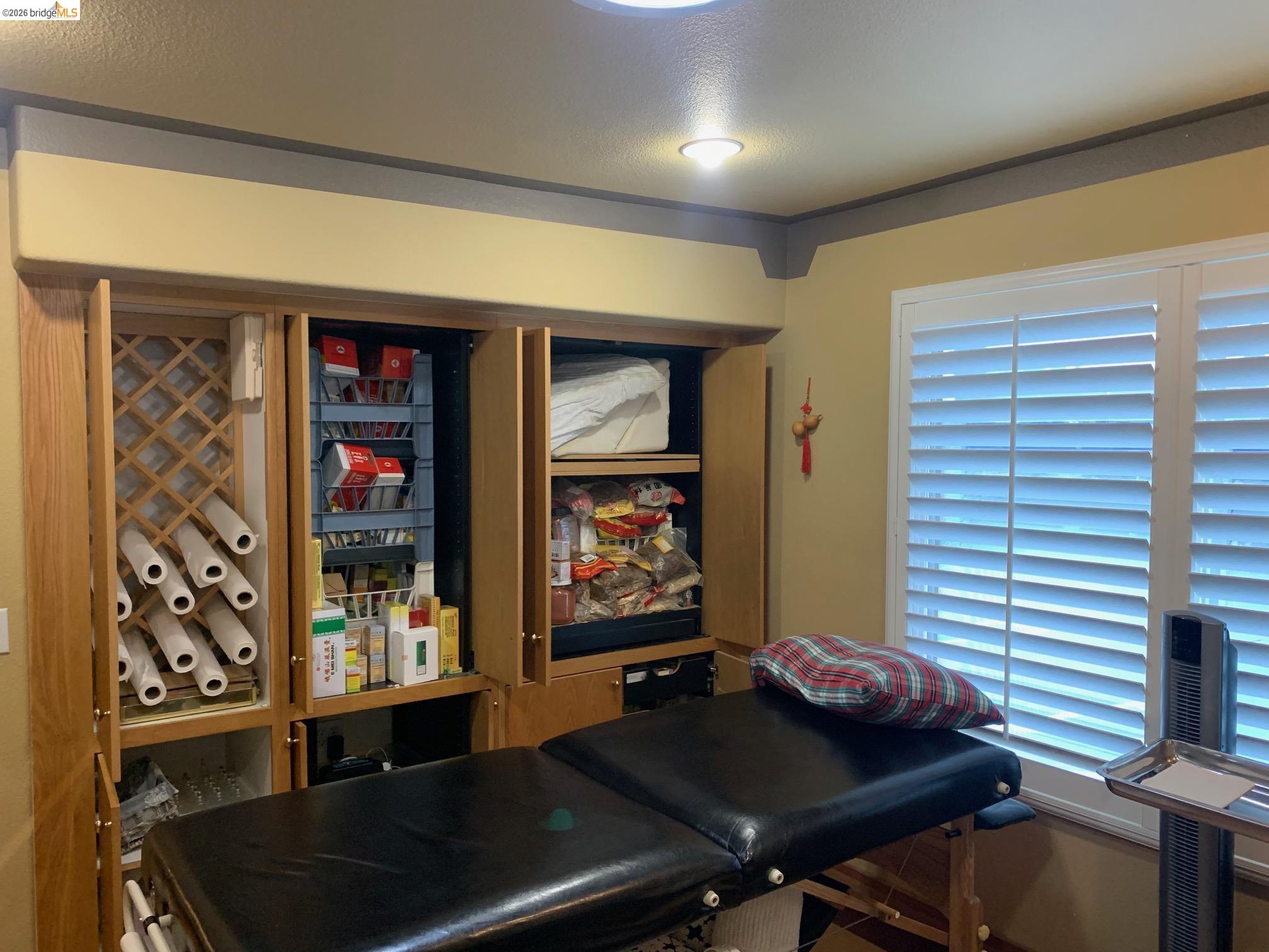 Detail Gallery Image 14 of 21 For 2 Belshaw St, Antioch,  CA 94509 - 2 Beds | 1 Baths